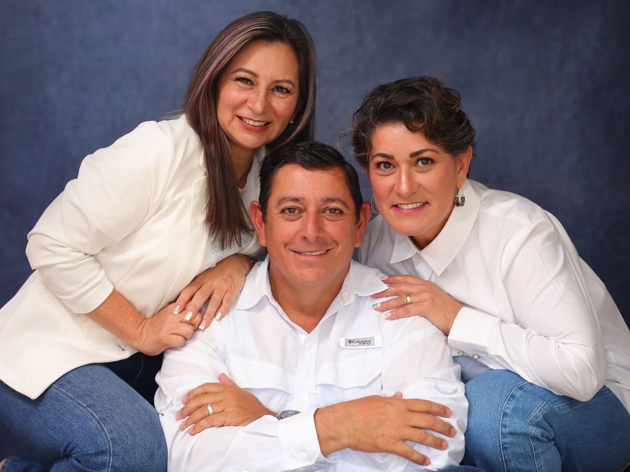 Kattia con su hermana